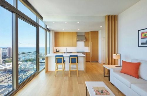 Ala Moana Hotel | Renaissance Honolulu Hotel & Spa