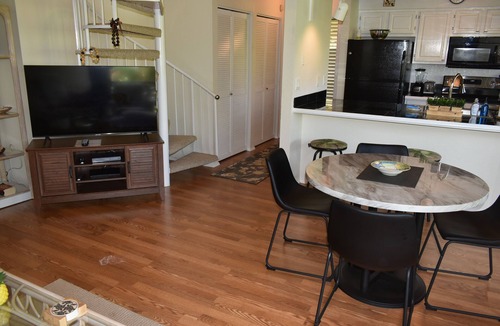 Princeville Condo | Renovated, Air Conditioned 2nd Floor Princeville Condo Has Primary BdRm & Loft