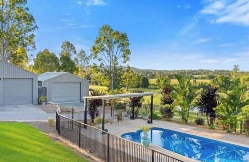 Tamborine House | Riverbend Ranch Tamborine Village