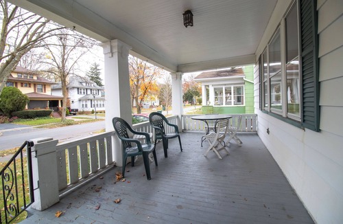 Rochester House | Rochester Roxborough 4BR Extended Stay Plus Open Loft