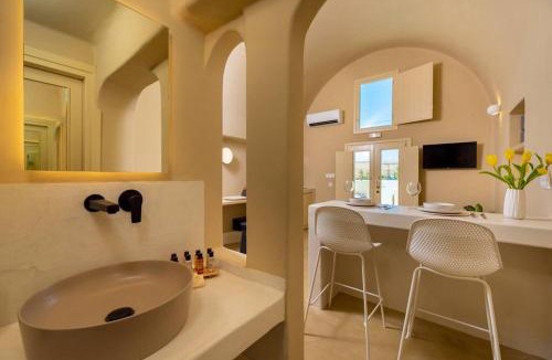 Imerovigli Villa | RockHill Luxury Suite Imerovigli