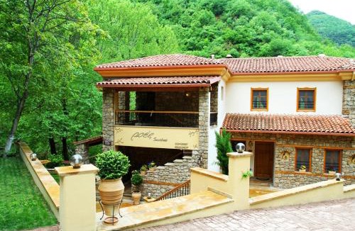 Almopia Apartment | Roes Suites