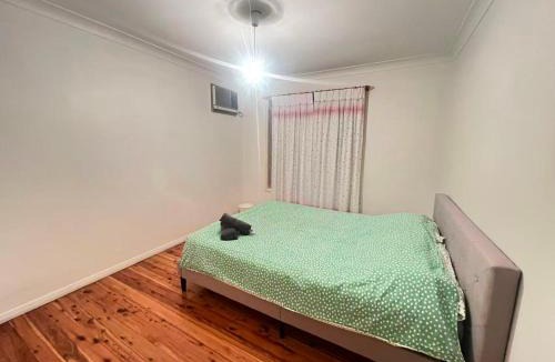 Epping House | Room 84