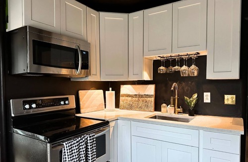 Midvale House | Scandinavian 5BR CLEAN Near Ski Resorts