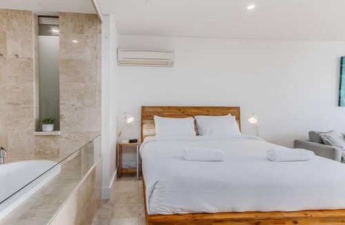 Casuarina Apartment | Seabreeze Family Suite - Santai 203