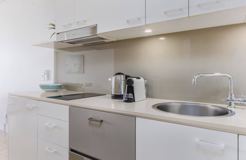 Casuarina Apartment | Seabreeze Family Suite - Santai 203