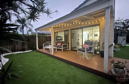 Mermaid Beach Villa | Seabreeze Villa on Mermaid Beach - Broadbeach
