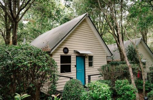 North Tamborine Cabin | Shambala Estate Cottages