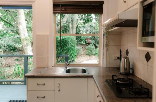 North Tamborine Cabin | Shambala Estate Cottages