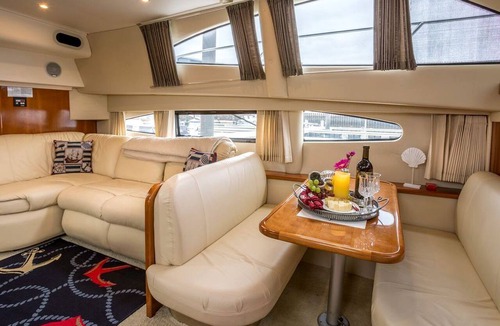 Thompson Square - Bunker Hill Boat Rental | Six-Person Luxury Yacht Rental in the Boston Harbor of Massachusetts