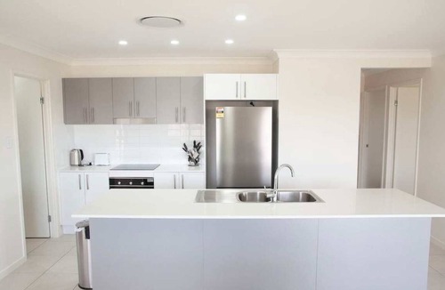 Logan Reserve House | Spacious 4 bedrooms house in Logan Reserve