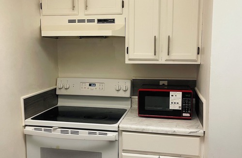 Reynoldsburg Condo | Spacious2 - bedroom condo in tranquil