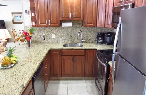 Honokowai Condo | Spectacular Sunset and Whale Watching From Your Private Lanai! No Resort Fees!