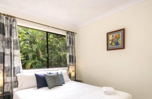 St. Lucia Apartment | St Lucia 2 Bedroom Apartment Close to UQ and Citycat