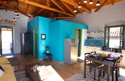 Lefktron Apartment | Stavroulas Stone House in Rigklia, Messinia