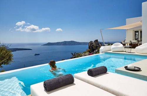 Firostefani Villa | Stunning Caldera Views Villa | Short Walk to Fira | Villa Quintessence |.