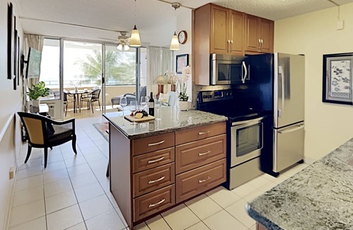 Maalaea Condo | Stunning Maalaea Fully Remodeled Oceanfront Condo Ocean Views Pool BBQ