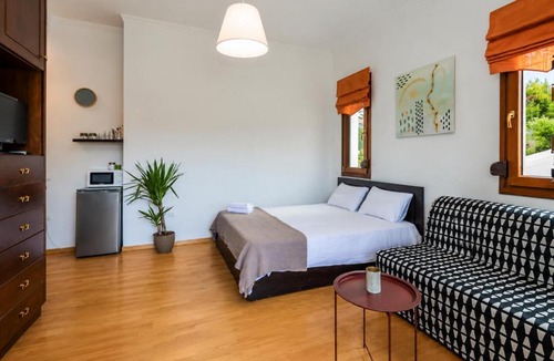 Serres Apartment | Suite Acropolis Serres Parking EV Next to Center