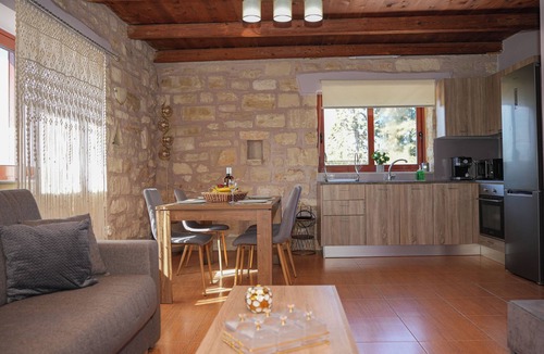Chania House | SundayMar Stone House