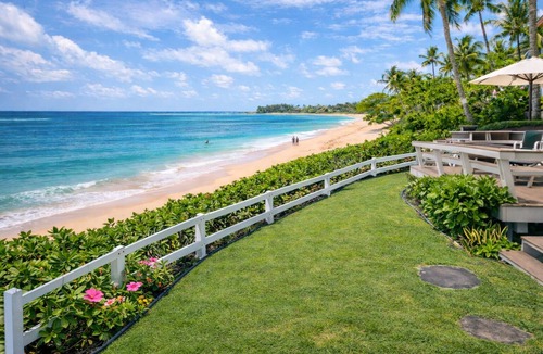 Pupukea House | Sunset Oceanfront Hale Kalea - Beach Cruisers!