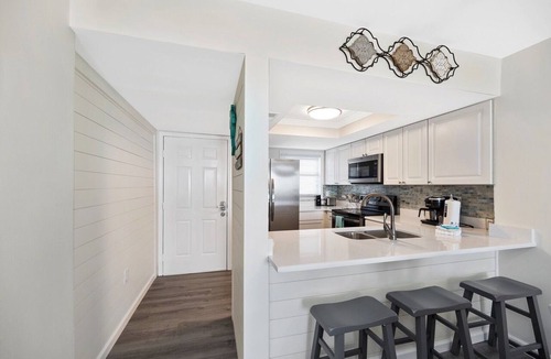 Orange Beach Condo | Sunswept 607 2/2 The Perfect Beach Trip Awaits. Great Rates & Views
