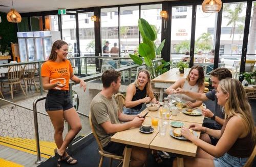Surfers Paradise Hostel | Tequila Sunrise Hostel Surfers Paradise