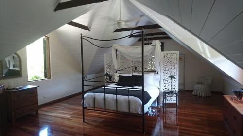 Federal House | The Barn
