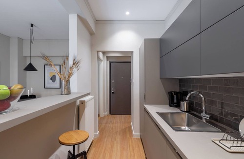 Kypseli Apartment | The Beehive Apartments