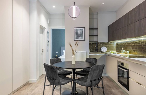 Kypseli Apartment | The Beehive Apartments