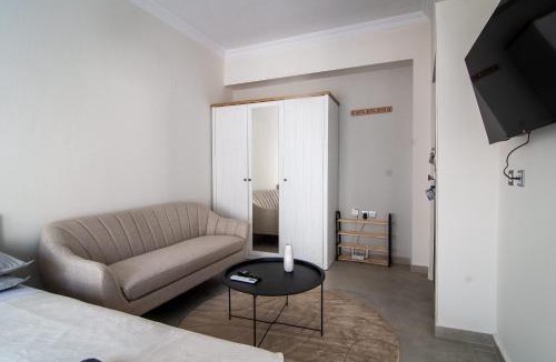 Edessa Apartment | The Big Nest!