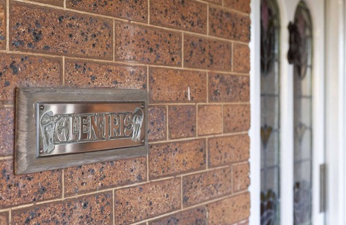 South Toowoomba House | The Glen Iris 1913 - Historic Charm Meets Modern Comfort in a central location