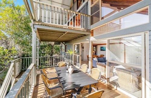 Angourie House | THE Hideaway IN Angourie - Hear the waves from Spookys Beach - Holiday Yamba