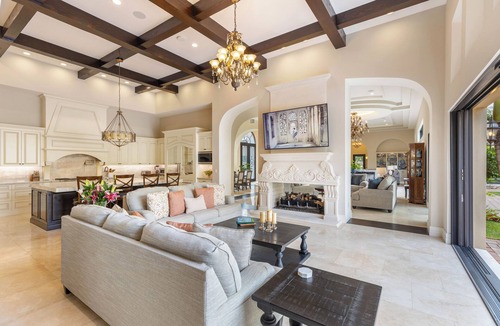 Kahala House | The Kahala Mansion: Luxury Home w/Pool, Golf Stimulator, AC & Beach Access