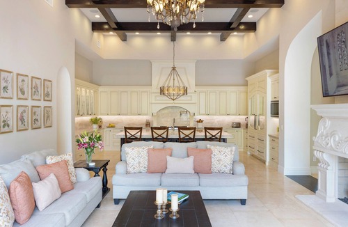 Kahala House | The Kahala Mansion: Luxury Home w/Pool, Golf Stimulator, AC & Beach Access