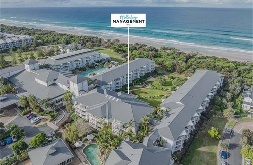 Kingscliff Apartment | The Pool Resort Kingscliff - One Bedroom (5308) with garden views - Holiday Management Co