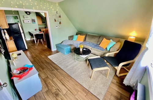 Providence Apartment | The PVD Penthouse ⭐Near Brown, RISD, College Hill⭐Top Rated Host ⭐Min to Dwntwn