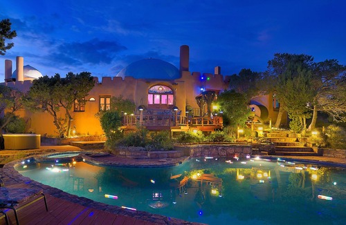 Santa Fe House | The Rass Mandal Residence: A Unique Oasis for Families, Reunions & Getaways