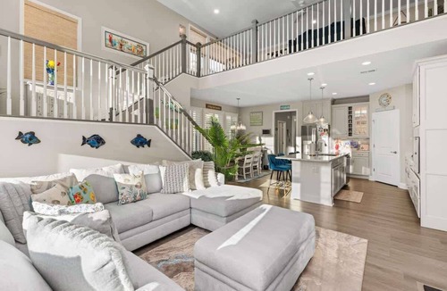 Bayside House | The Salty Flamingo | Deck, Grill & Dual Living