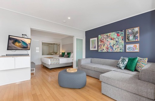Casuarina Apartment | The Sand Resort Kingscliff - One Bed Spa Suite (8304) - Holiday Management Co.