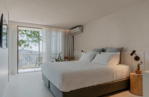 Mount Tamborine Hotel | The Tamborine - Boutique Hotel