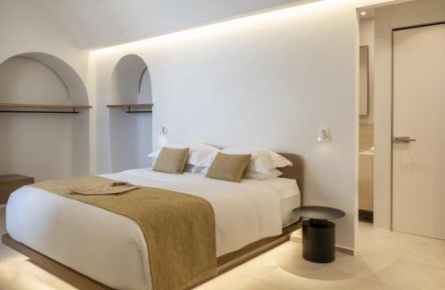Oia Villa | The Villas by Santo Collection