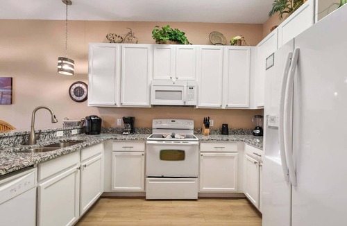 Bahama Bay Condo | Top Floor Bahama Bay Condo | 3BR/2BA | 2 Balconies | Near Disney