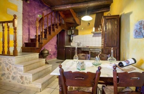 Samonas Villa | Traditional Crete Villa Villa Purple Malotira Stunning Views 1 Bedroom
