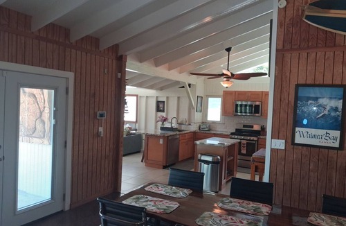 Pahoa House | Two bedroom, two bath and separate cottage with king full bath at orchid farm.
