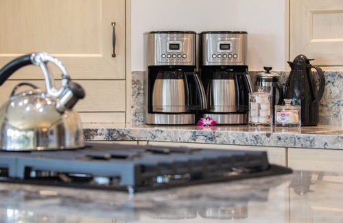 Wailea Villa | UBER LUXE SERENITY HOUSE POOL VILLA D102, LARGE YARD, NEWLY RENOVATED, SLEEPS 8