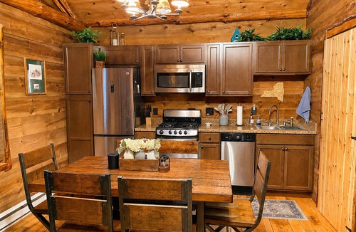 Pulaski Cabin | Upstate New York cabin in tug hill region close to Salmon River & Lake Ontario