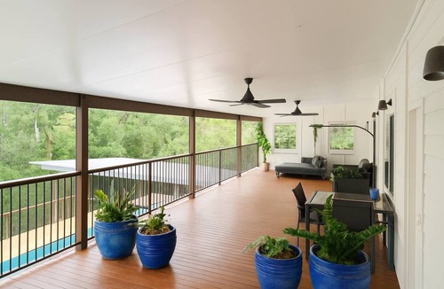 Currumbin Valley House | Valley Vista Pool House – Private Poolside Retreat