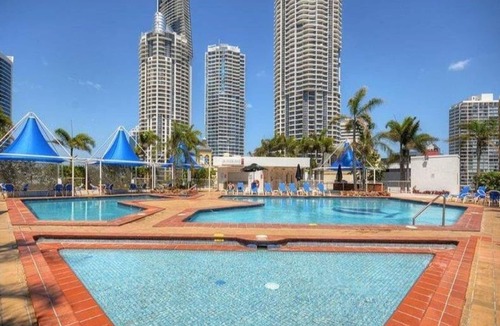 Surfers Paradise Apartment | View Hotel - Private Apartments Hosted by Coastal Letting Co