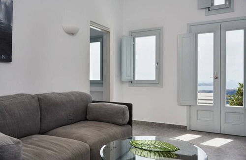 Firostefani Villa | Villa ∙ 2 bedrooms ∙ 4 guests