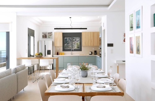 Vrachasi House | Villa Aires für 6 Personen und 4 Kinder by Interhome